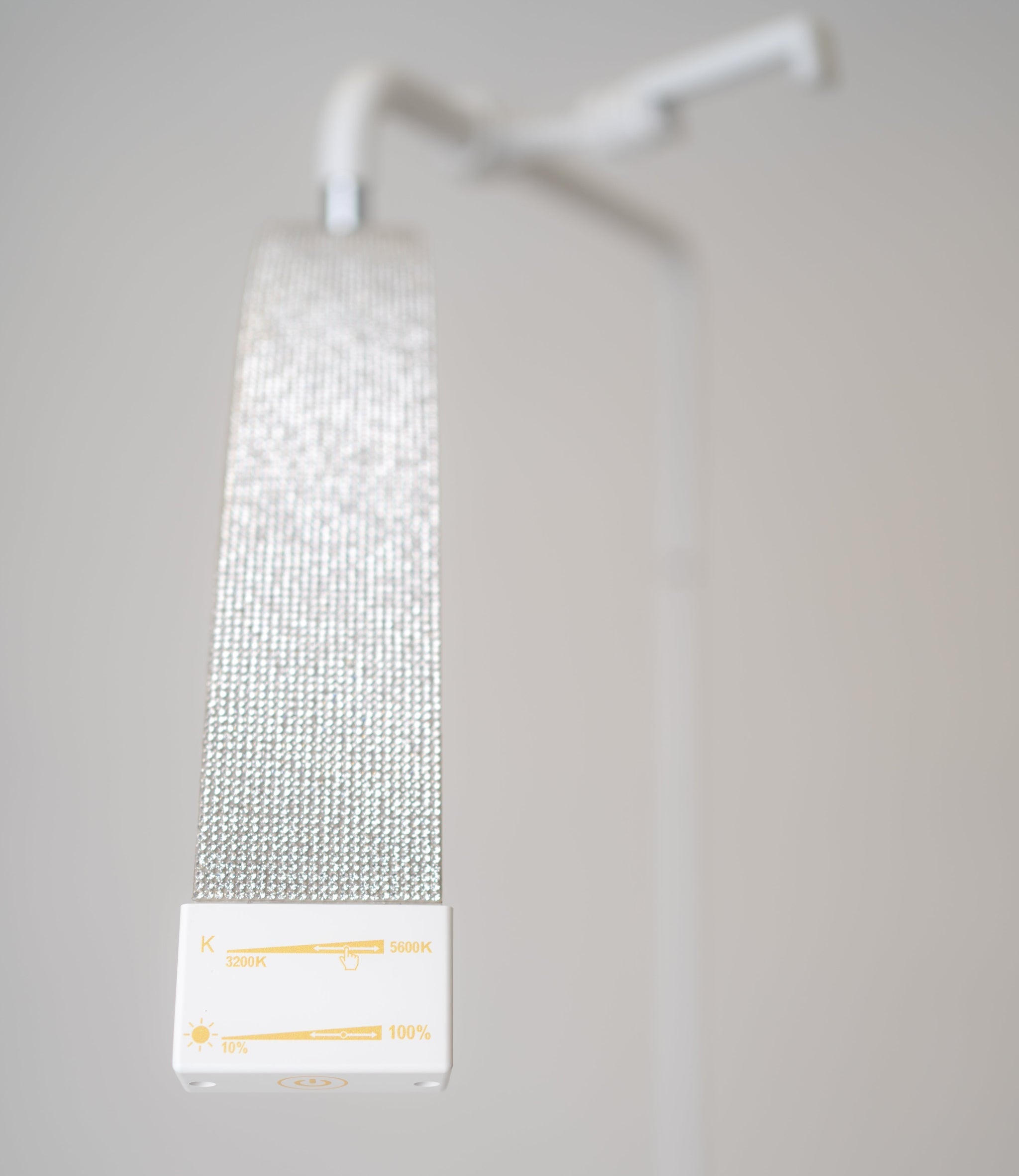 Lámpara Estética Media Luna Diamante 28” – Luz LED Profesional | RJ Moon Pro