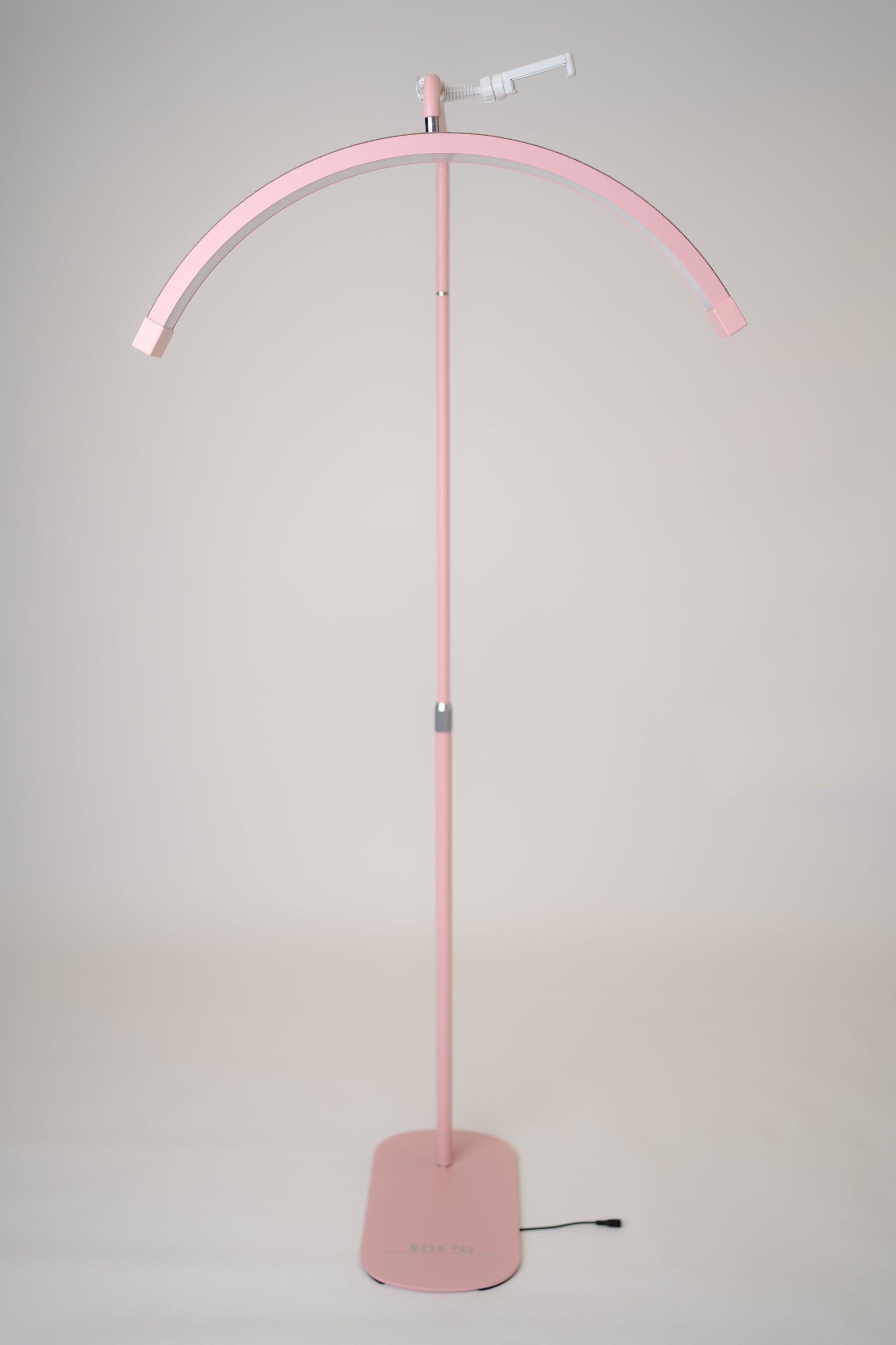 Lámpara Estética Media Luna Diamante 28” – Luz LED Profesional | RJ Moon Pro